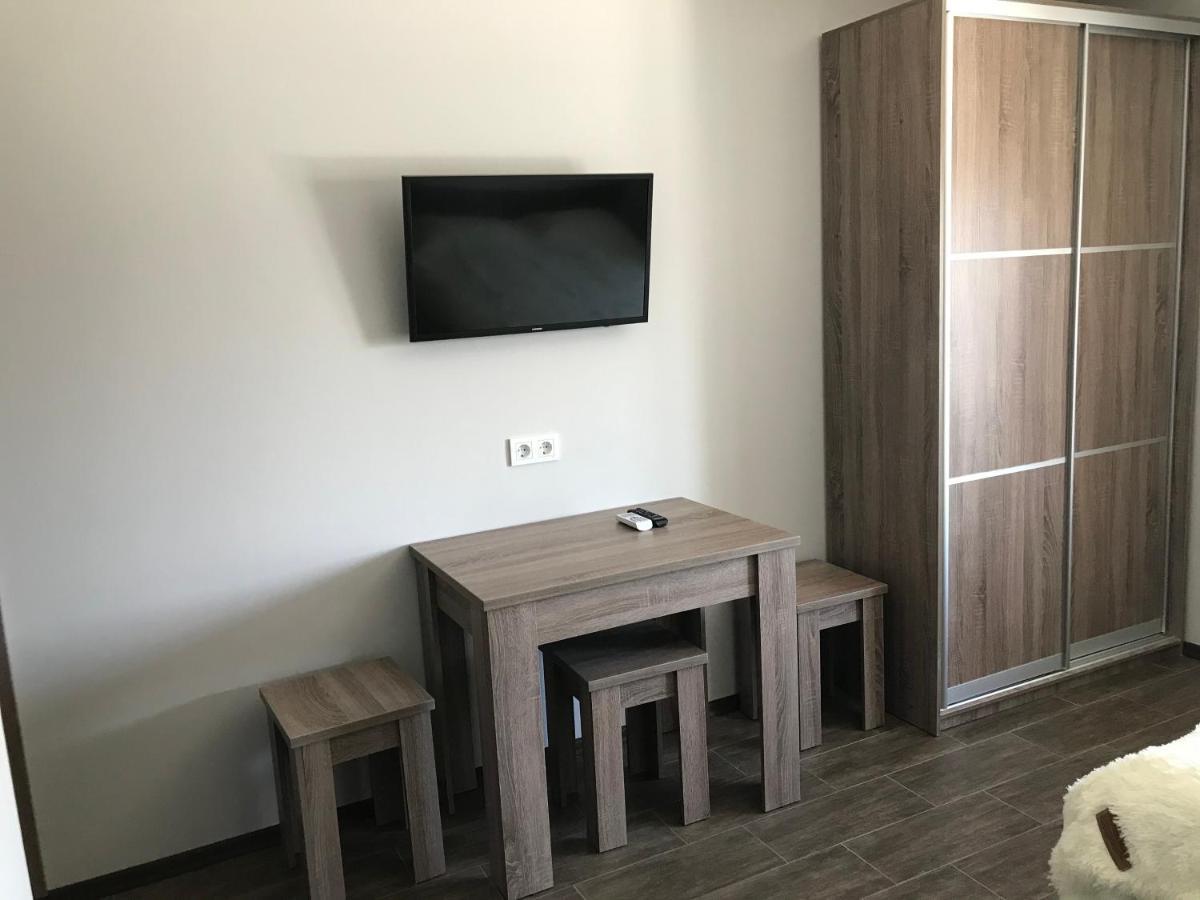 Вулиця 8-Го Березня Апартаменты Myrhorod Extérieur photo