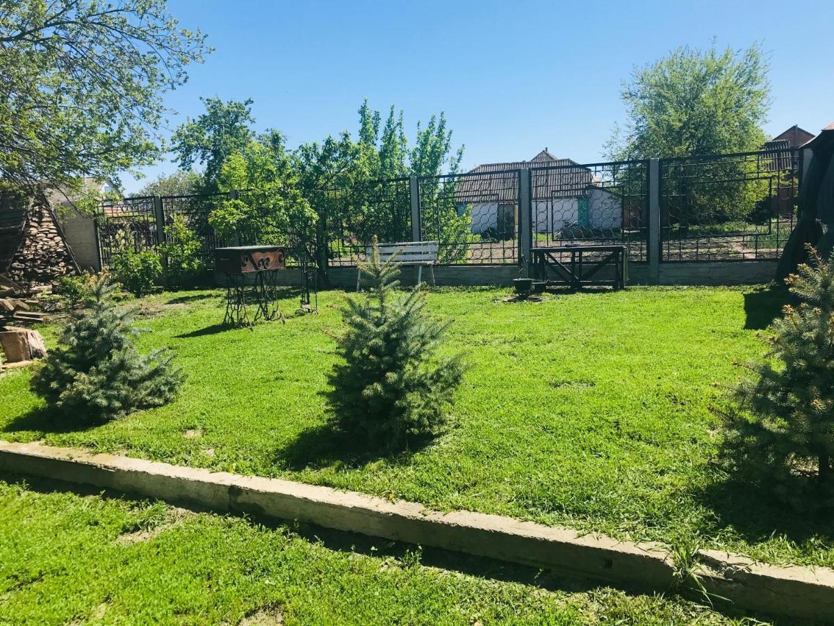 Вулиця 8-Го Березня Апартаменты Myrhorod Extérieur photo